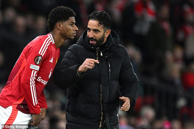 Rashford derrotó con el United Shot Ruben Amore el año pasado, y las cuentas bancarias han salido del pasado