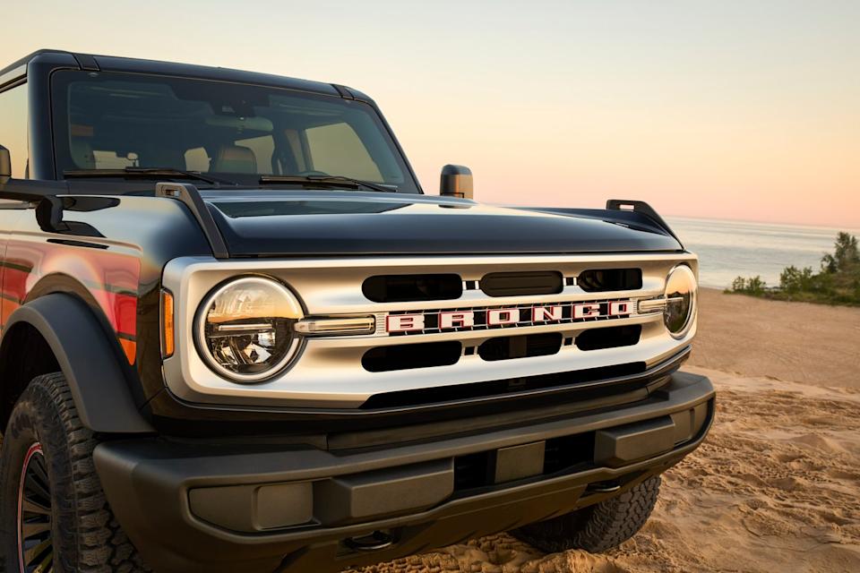 Un Ford Bronco.